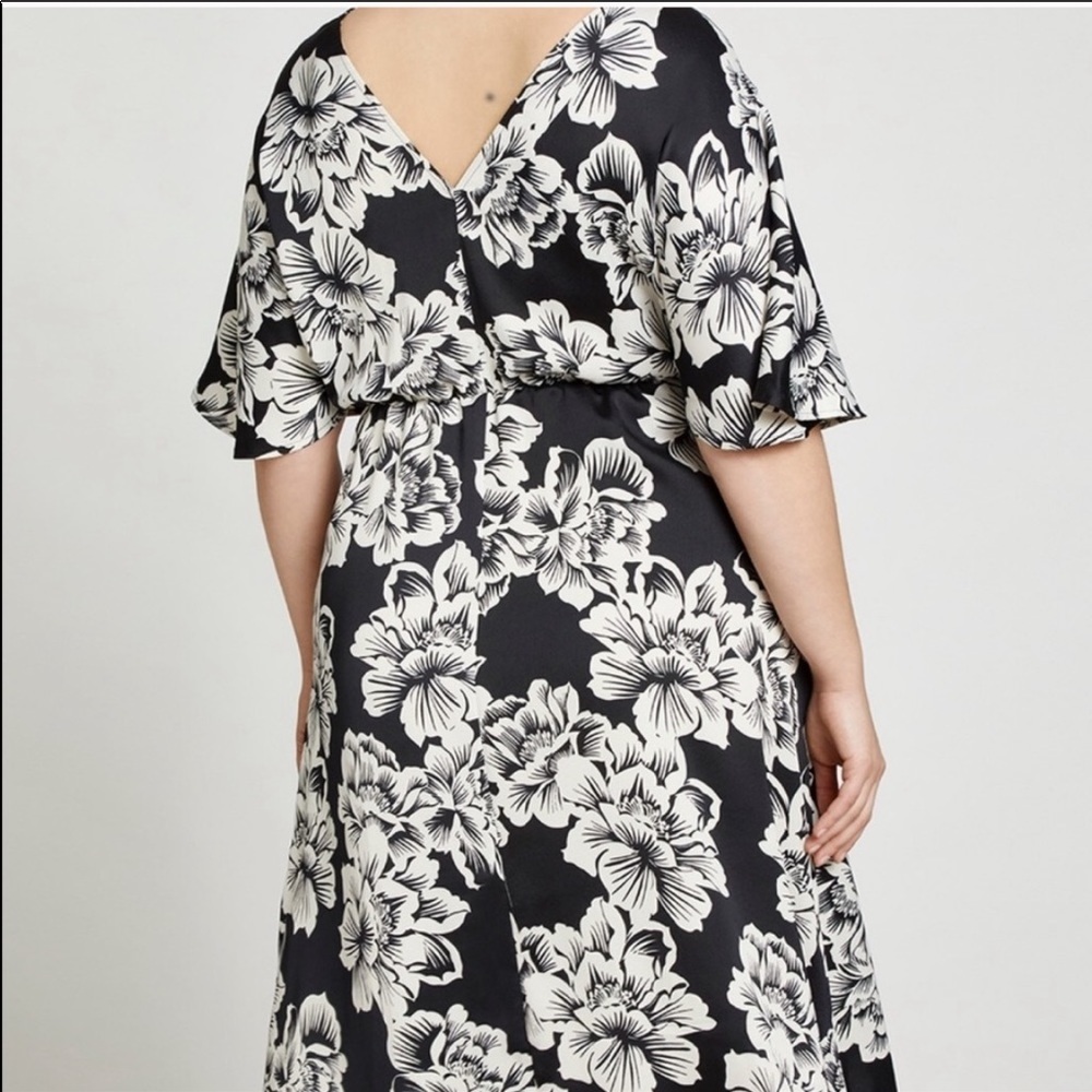 Eloquii Black and White Floral Midi Dress Bold Print - Picture 3 of 11